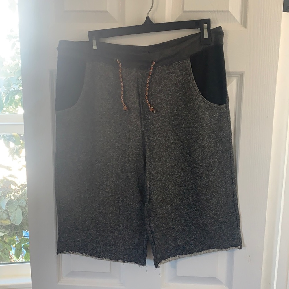 ARSNL brand shorts size M